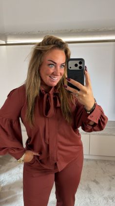 top a-93170 Roestbruin