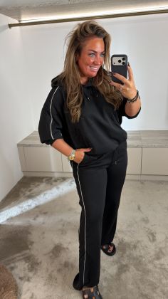 CVV Pants with stripe Zwart
