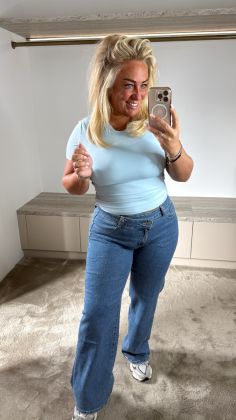 Mommy xtra stretch top Lichtblauw