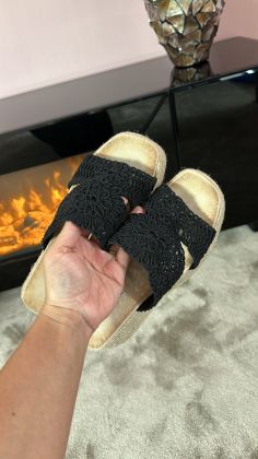 slipper am Zwart