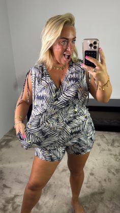 Magic playsuit 028-29