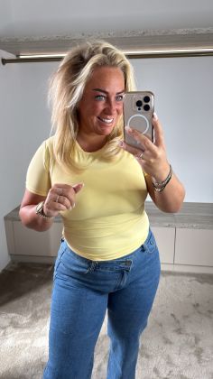 Mommy xtra stretch top Geel