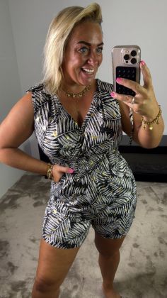 Magic playsuit 028-29
